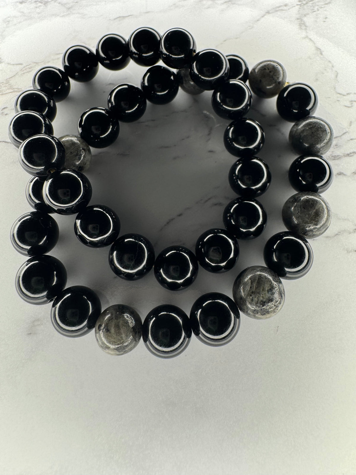 Black and gray bracelet suit