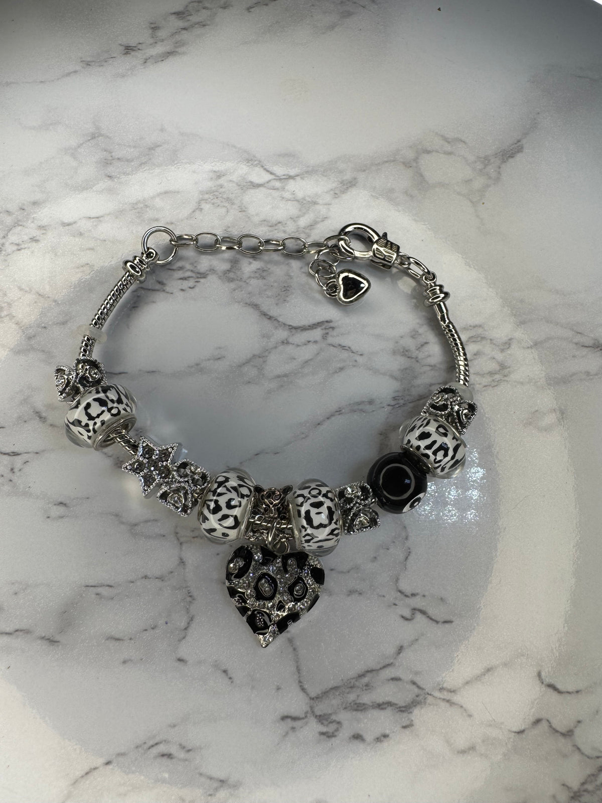 Bangle bracelet