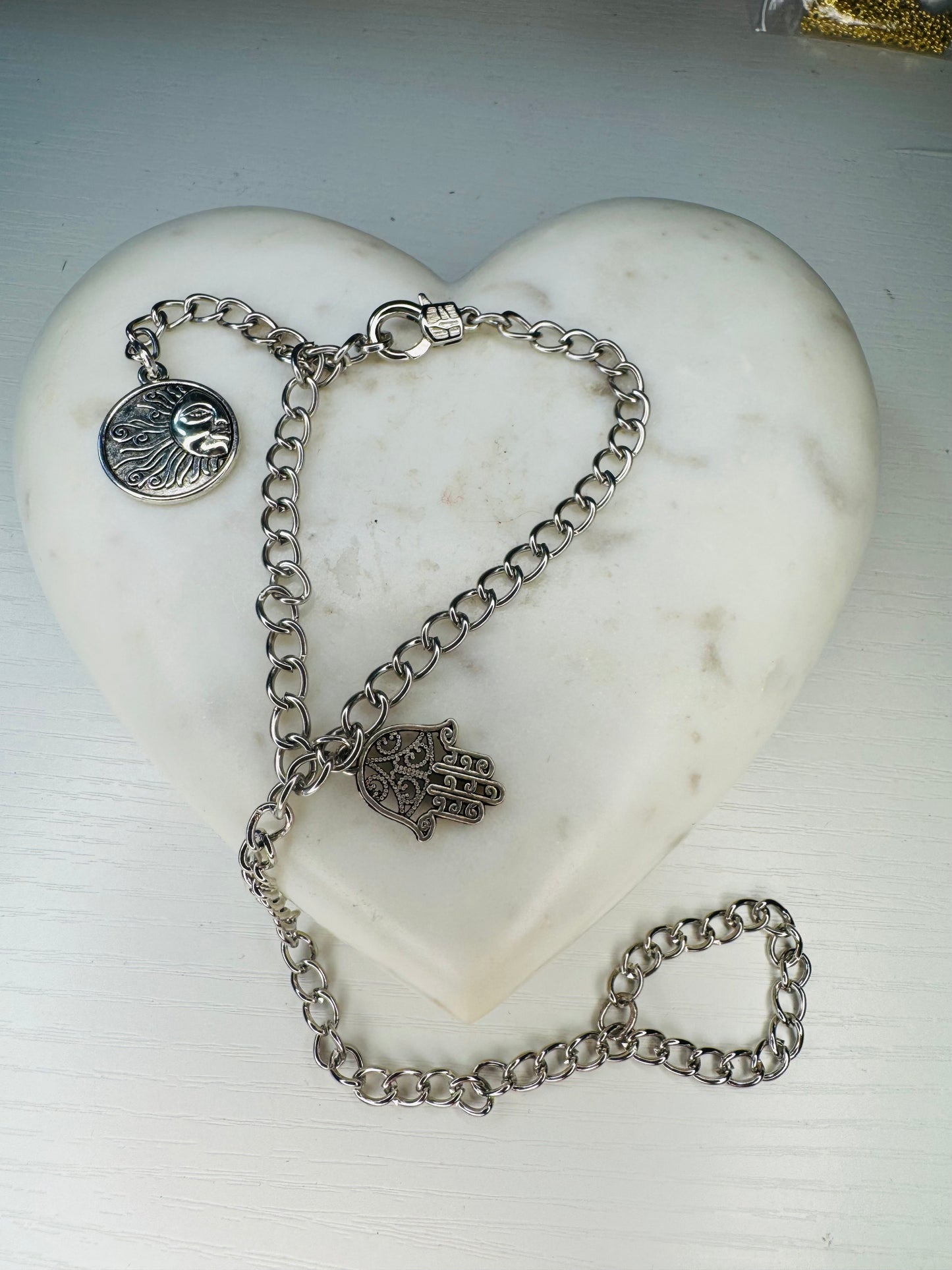 Custom made chain handpiece