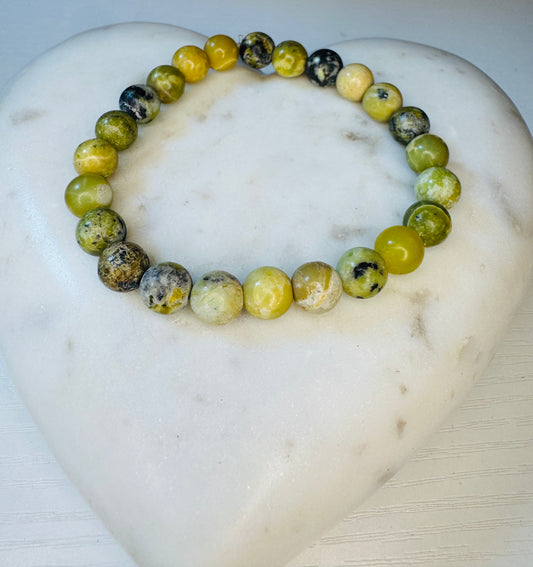 Chrysoprase bracelet with 8 mm beads