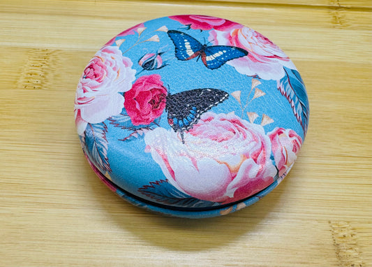 Cosmetic mirror with magnifying mirror and regular